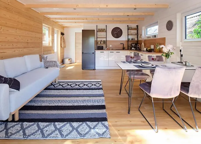 In - Tinyhouse * Köln